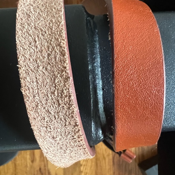 Dooney & Bourke set - Picture 14 of 16